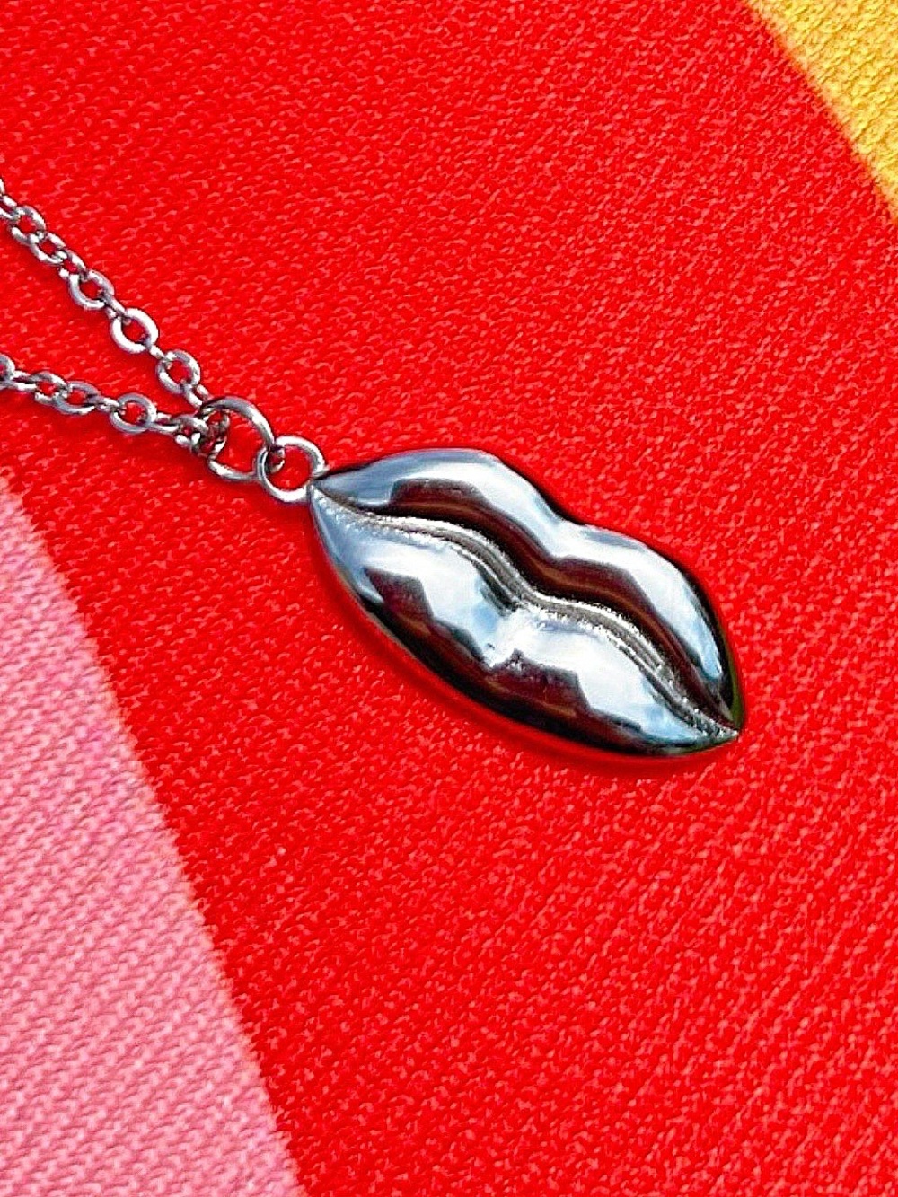 Silver Lips Necklace